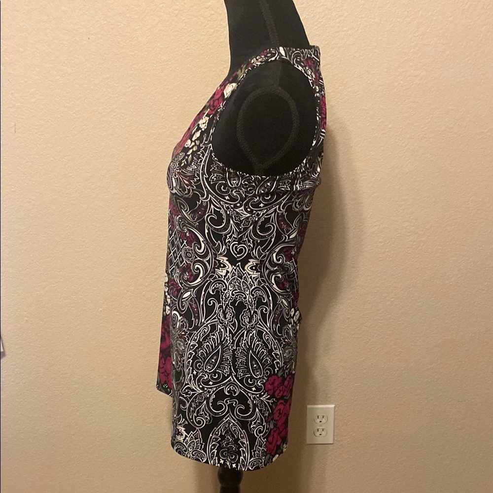 White House Black Market Pink Fitted Cut Out Sleeveless Top - Picture 3 of 7